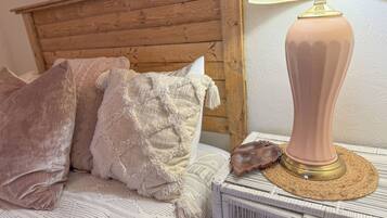 2 bedrooms, iron/ironing board, travel crib, free WiFi