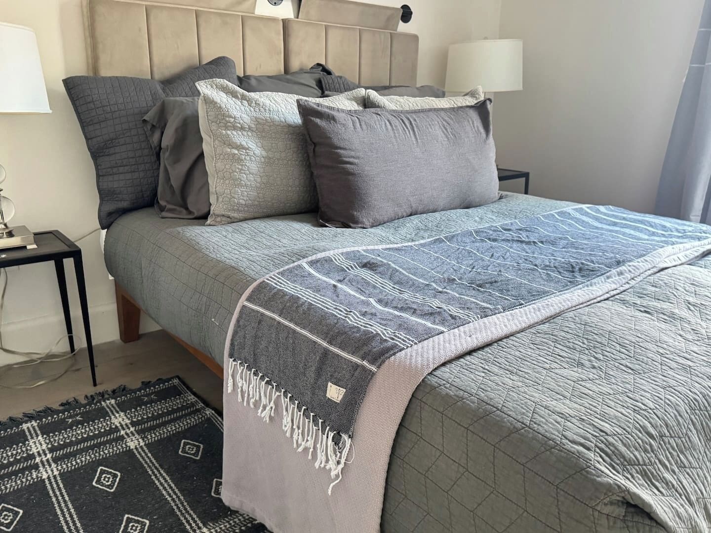 4 dormitorios, tabla de planchar con plancha, wifi gratis y ropa de cama