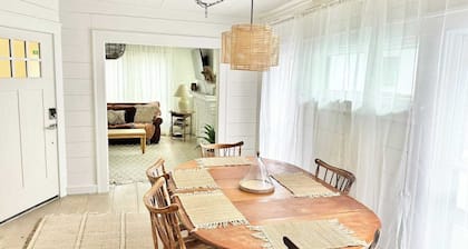257 Upper Midtown Boho St Vincent BRAND NEW RENO