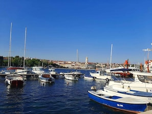 Marina - Holiday apartment with balcony (Krk)