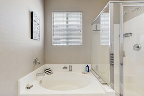 Shower, hair dryer, towels - The Wayne House: Golf Course Views, Pool Access, Casita, and Minutes to Coachella (Indio)
