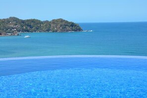 Outdoor pool - Spacious 4bd house in Sayulita with amazing views, Villa Buena Vista (Sayulita)