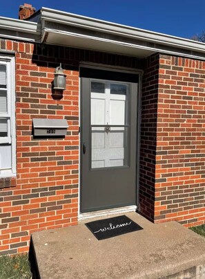 Exterior detail - Convenient Wichita Townhome (Wichita)