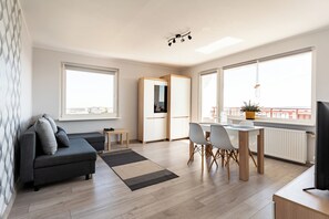 TV - Pogórze Pleasant Apartment (Gdynia)