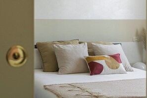 Iron/ironing board, free WiFi, bed sheets - Charme, Relax e Terrazza a Vista (Sirmione)