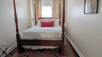 1 dormitorio, tabla de planchar con plancha, wifi y ropa de cama