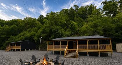 Trailside Rodeo Lodge #G |4BR| Sleeps 12 | Hot Tub