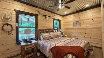 4 bedrooms, WiFi, bed sheets