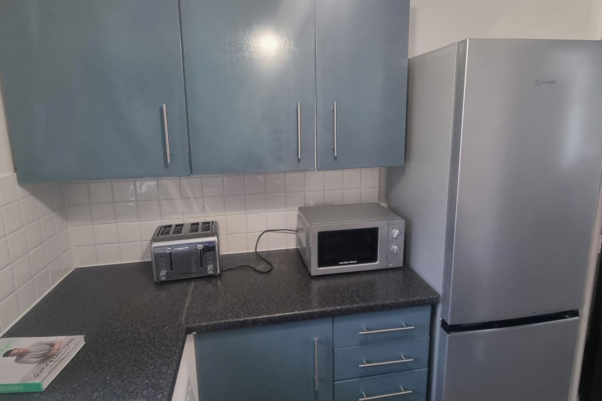 Fridge, microwave, oven