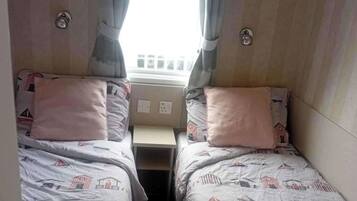 3 bedrooms, WiFi, bed sheets
