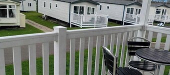 Tranquil Caravan Retreat in Ayrshire