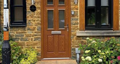 Earls Barton House Sleeps 4 with Patio and Garden