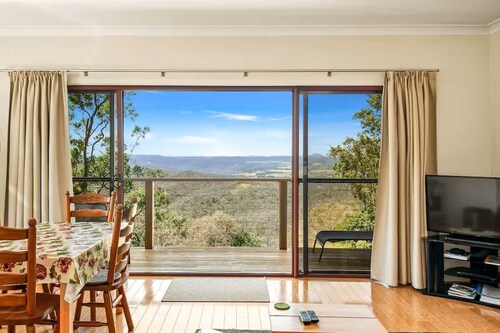 Applegum Spa Chalet at ecoRidge Hideaway Retreat