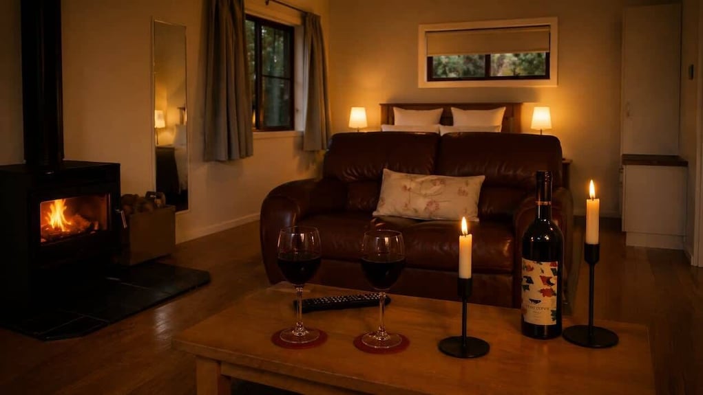 Romantic Chalet | Mountain Views | Spa & Fireplace - Toowoomba