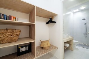 Vila conforto, piscina particular, vista para a piscina | Banheiro