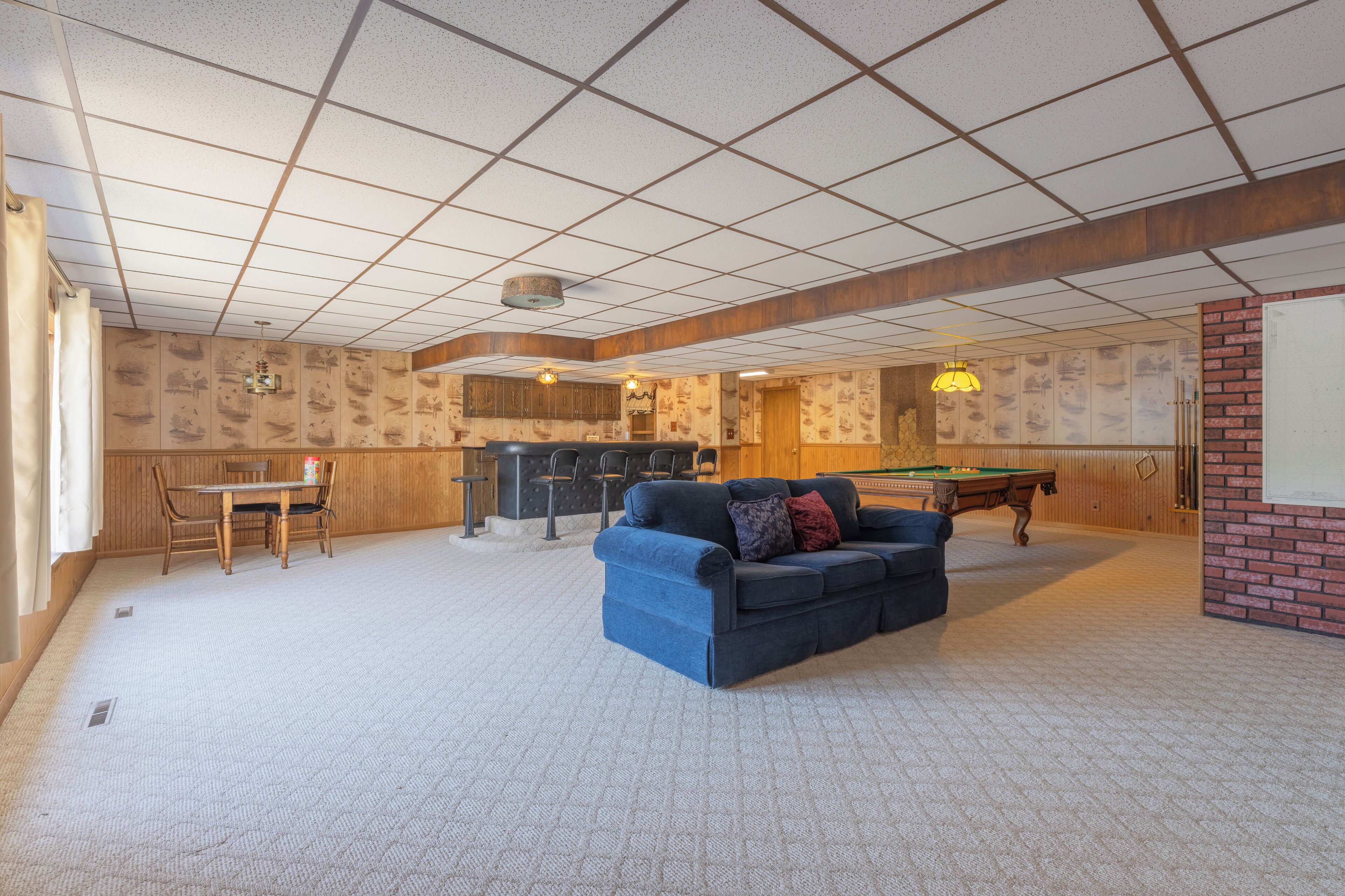 Game room