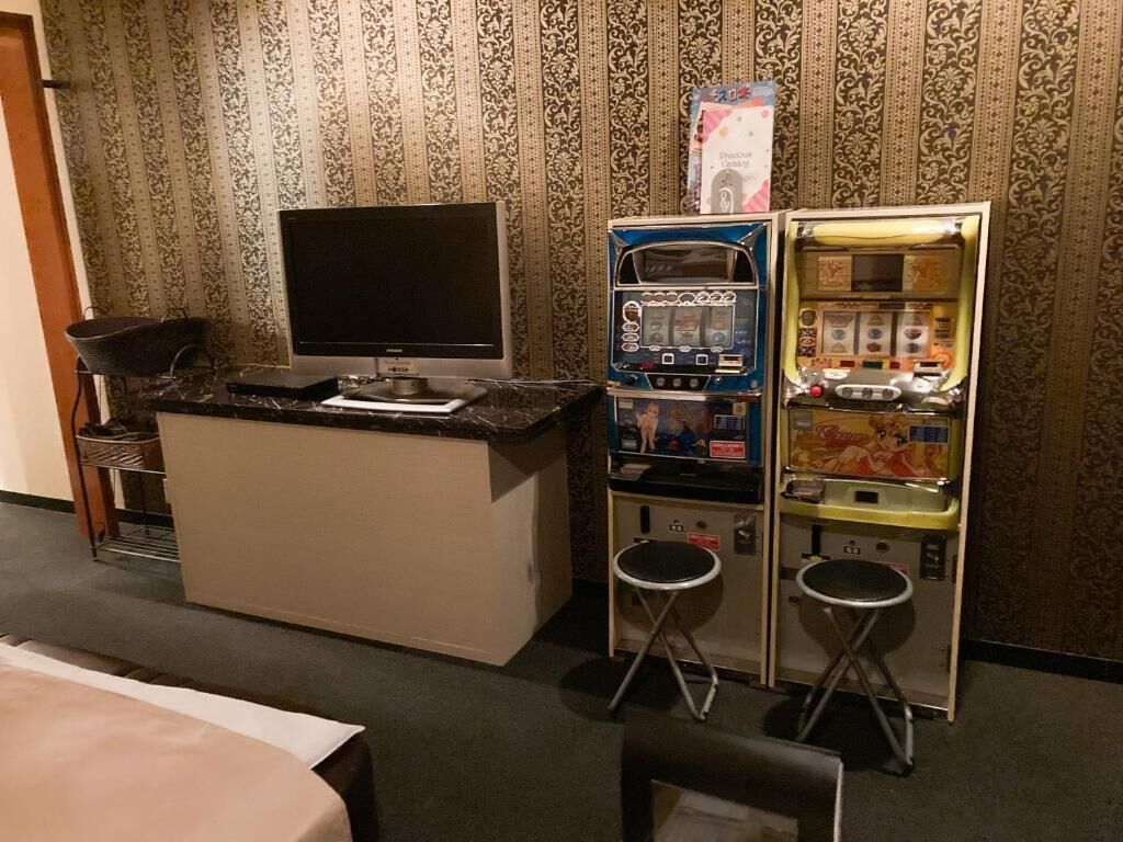 Desk, free WiFi