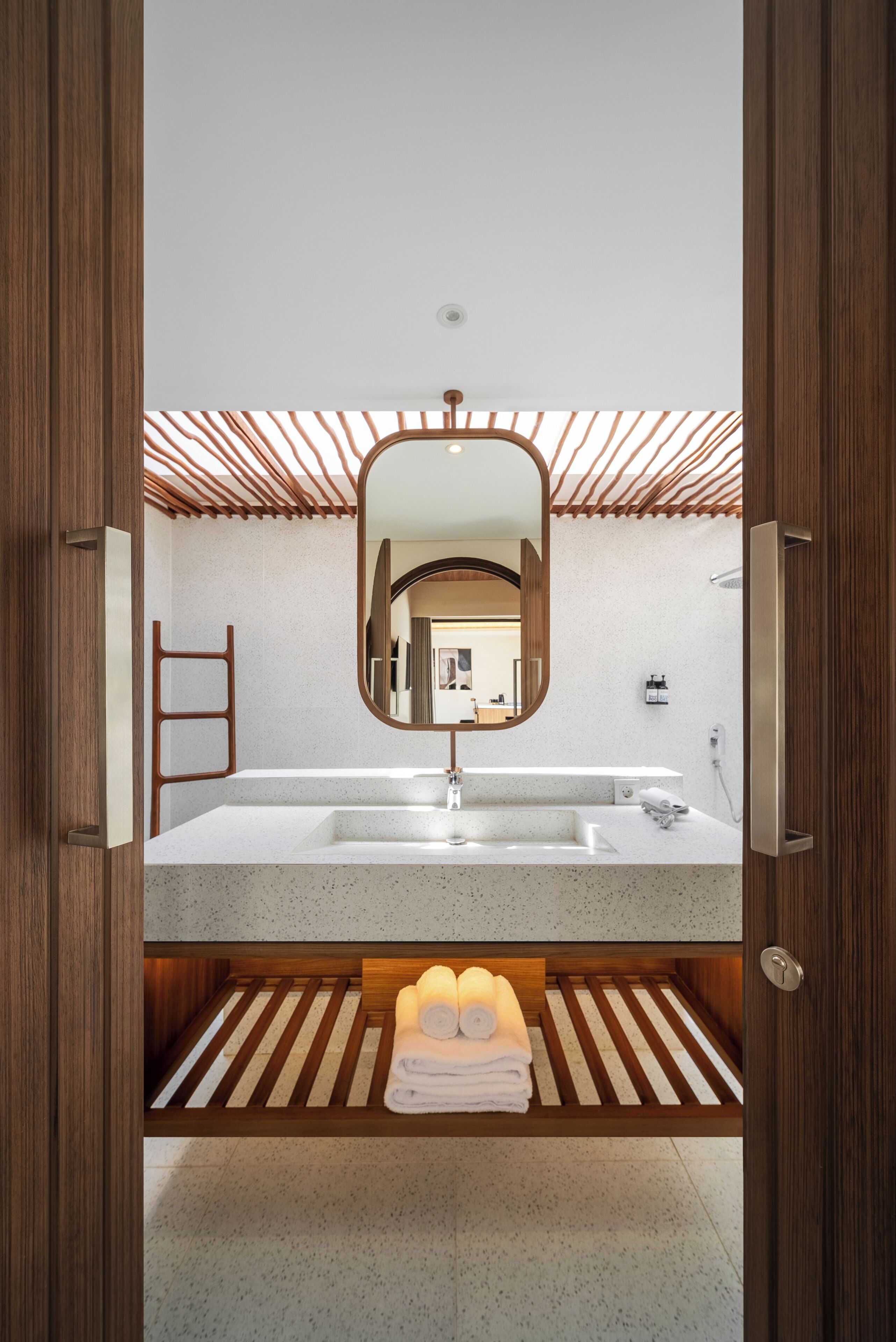 2 Bedrooms Villa | Bathroom | Separate tub and shower