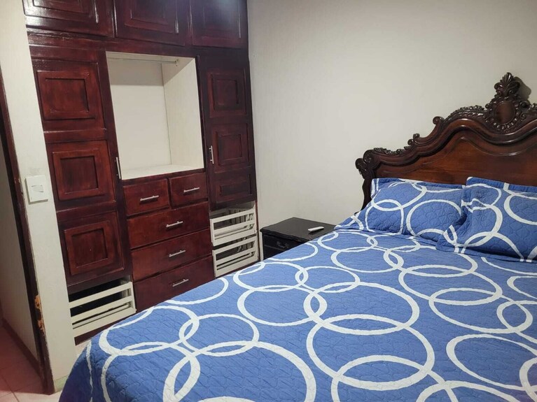 Leon Apartment - La Fortuna