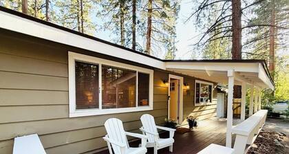 Bijou Tahoe Cabin - Walk to Lake, Near Casinos!