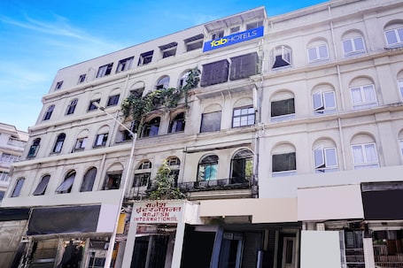 Exterior. Fabhotel Blue Light