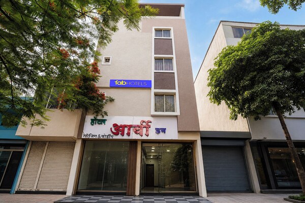 Fabhotel Aarvi Inn - Aurangabad