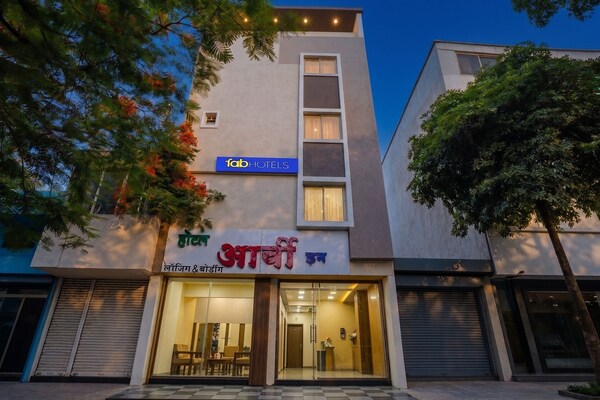 Fabhotel Aarvi Inn - Aurangabad