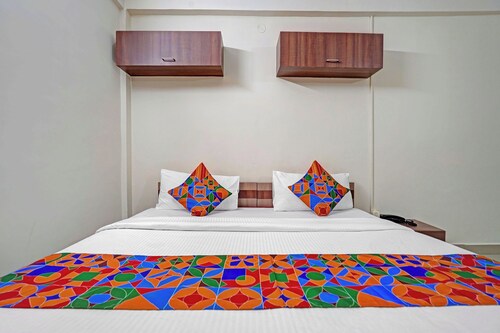 Fabhotel Blueberry