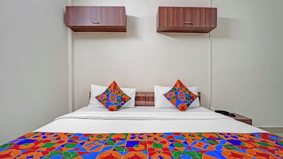 Fabhotel Blueberry