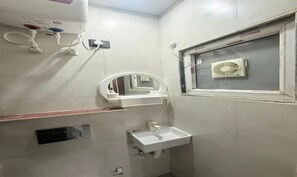 Kamar Deluks | Kamar mandi