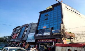 Exterior - Fabhotel The Royal Residency (New Delhi)