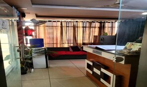 Reception - Fabhotel The Royal Residency (New Delhi)