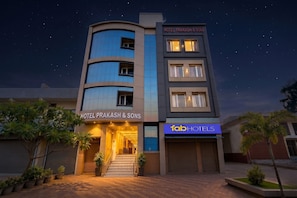 Exterior - FabHotel Prakash & Sons, Hoshangabad Rd (Bhopal)