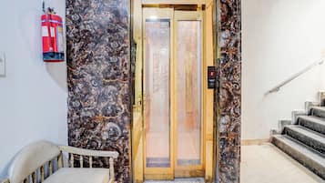 Elevator