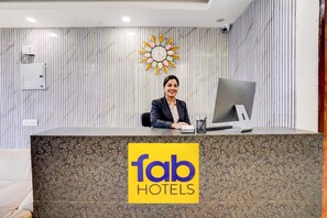 Reception - Fabhotel Casa Royal (New Delhi)