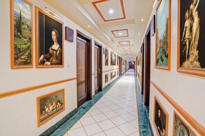 Lobby - Fabhotel Prime L'Elegant (Ghaziabad)