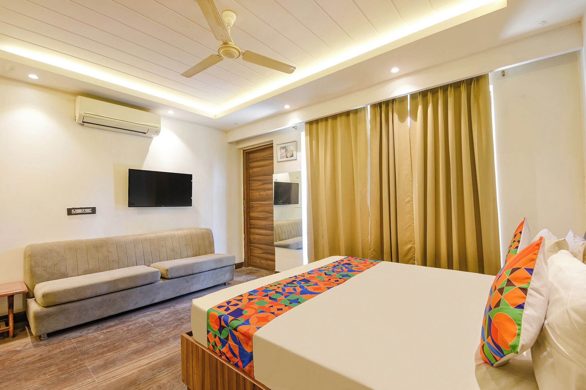Premium Room
