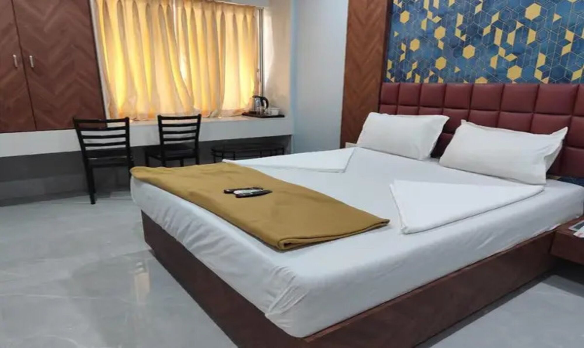 ห้องดีลักซ์