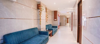 Fabhotel Sunday Residency