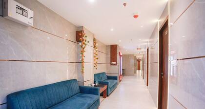 Fabhotel Sunday Residency