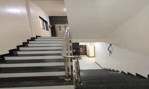 Lobby - Fabhotel Sunrise Comforts (Pune)