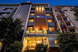Front of property - Fabhotel Prime Ij Suites (Bangalore)