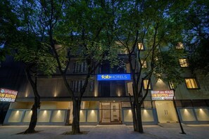 Fachada de la propiedad
