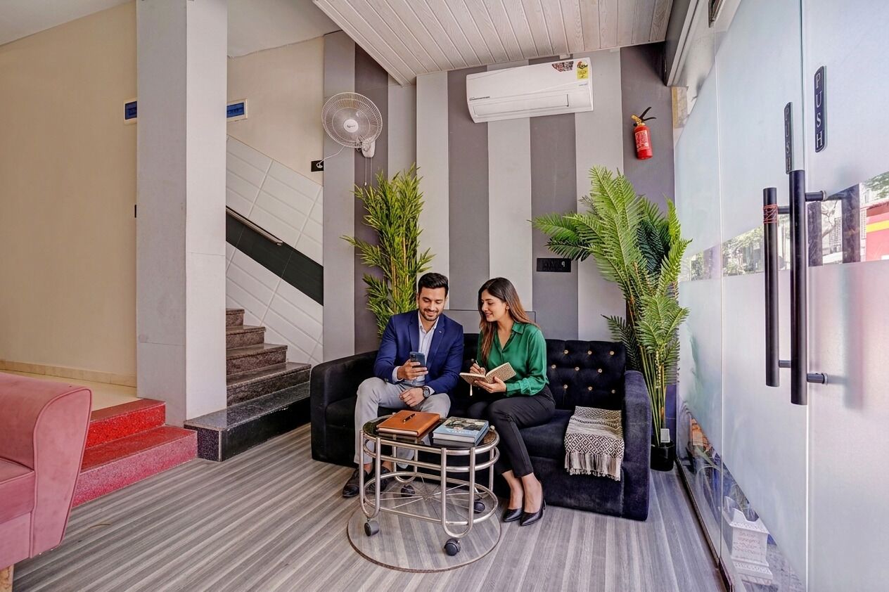 Khu tiếp khách ở sảnh
