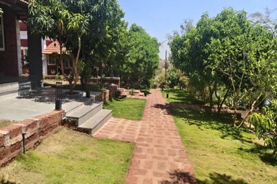 Fabhotel Nakshtra Resort