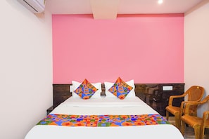 Deluxe Room | Egyptian cotton sheets, premium bedding, in-room safe, free WiFi
