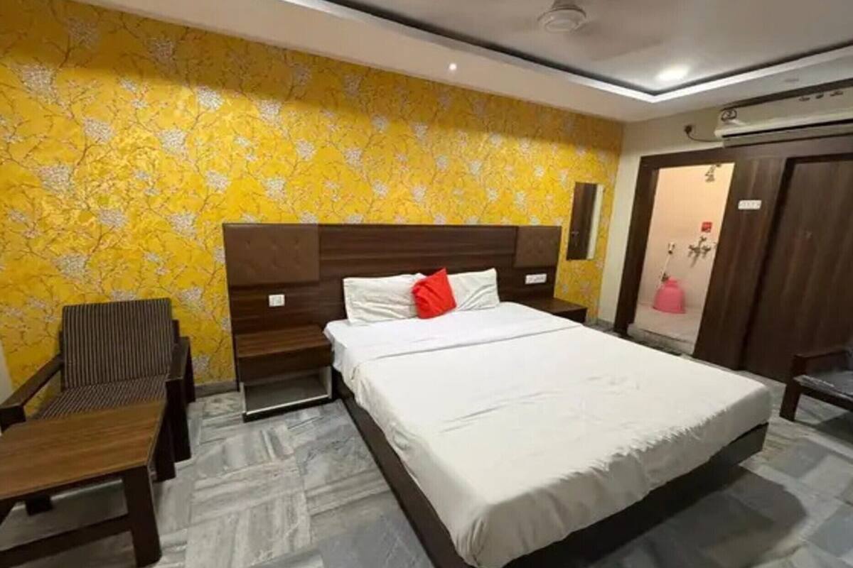 Deluxe Room | Egyptian cotton sheets, premium bedding, in-room safe, free WiFi