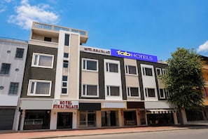 Exterior - Fabhotel Suraj Palace (Indore)