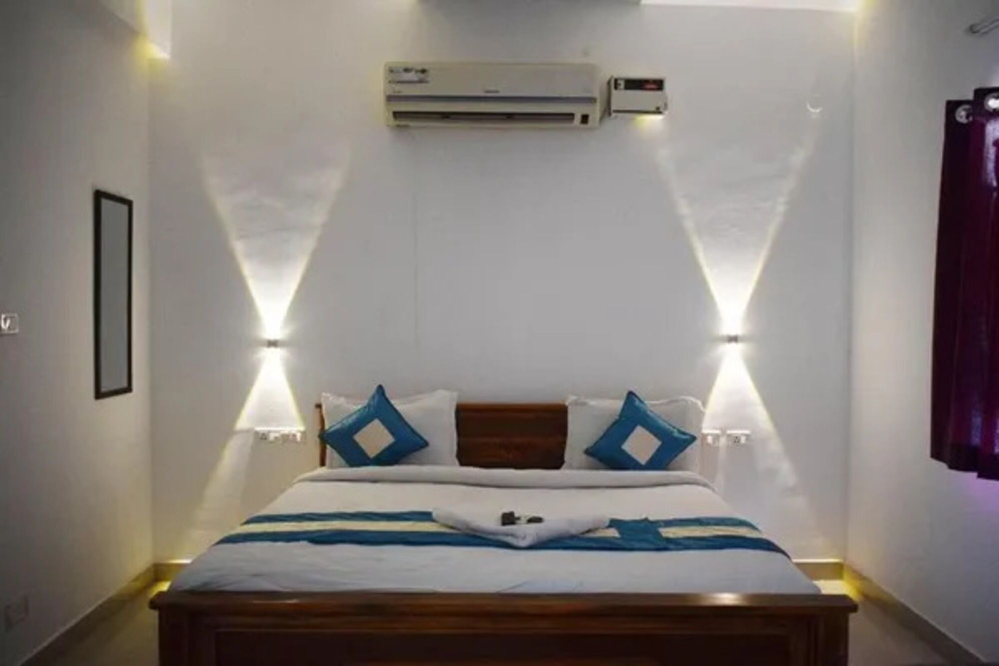 Seprai katun Mesir, seprai premium, brankas, dan Wi-Fi gratis