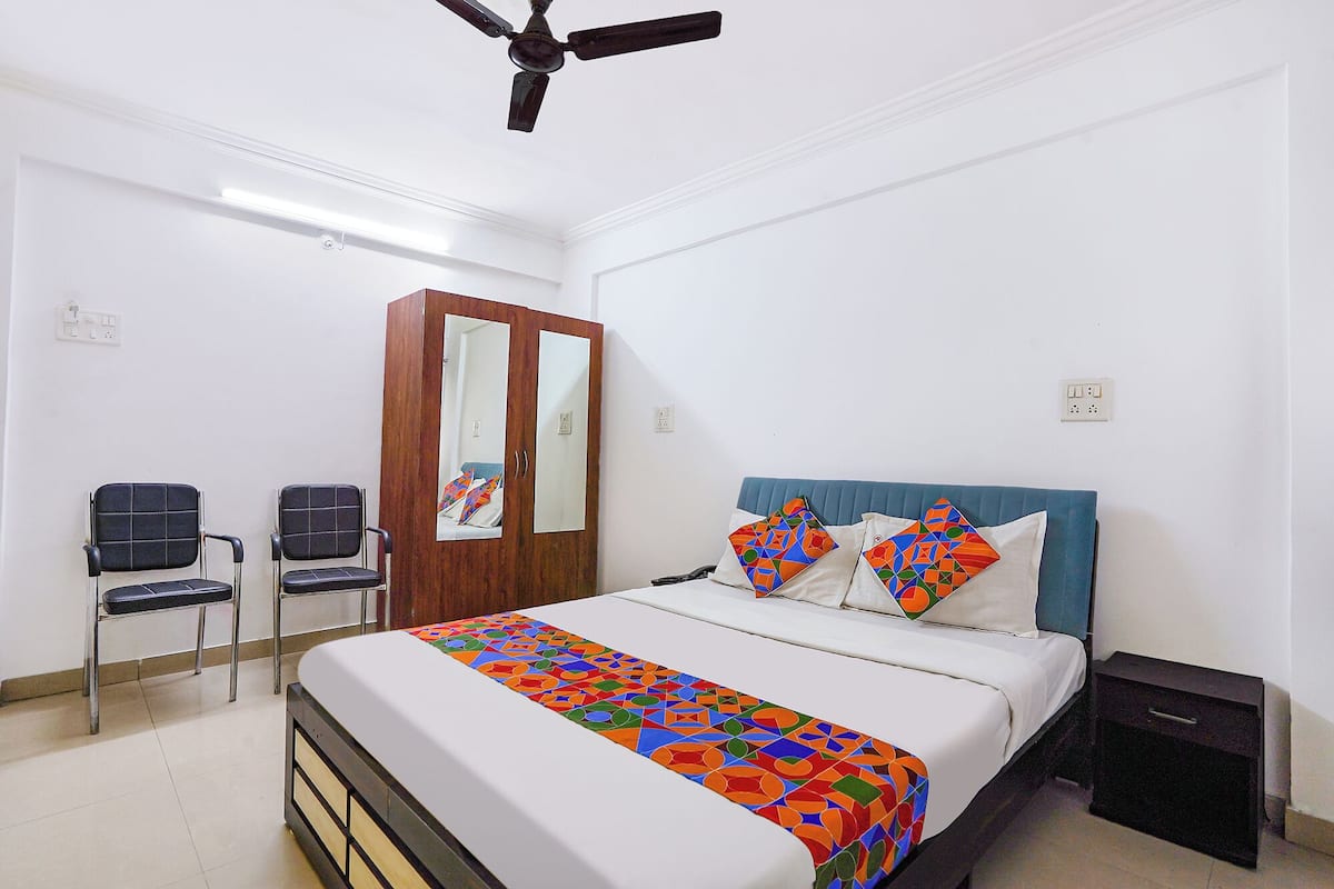 Deluxe Room | Egyptian cotton sheets, premium bedding, in-room safe, free WiFi